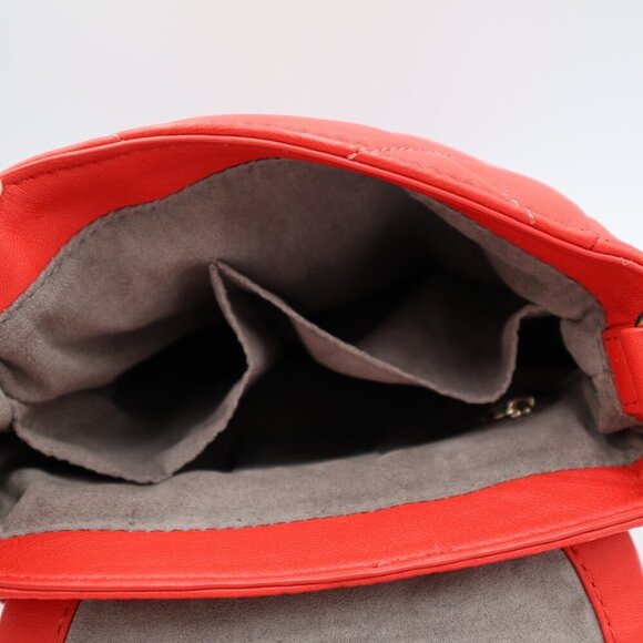 Vince Camuto Red Quilted Leather Super Soft Crossbody Bag Shoulder Purse - Picture 7 of 8